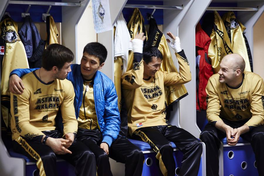 On April 26, the first semi-final battle between “Astana Arlans” and “Baku Fires” took place at the arena of the Republican cycling track “Saryarka”.