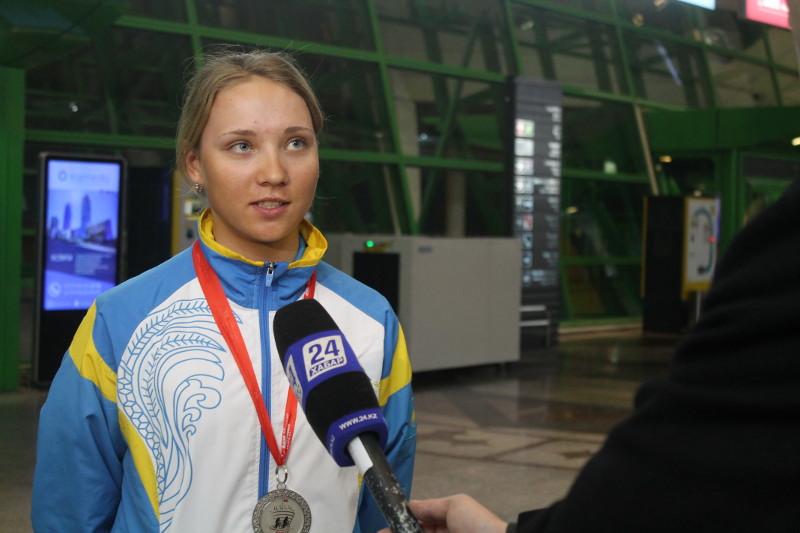 Азия чемпионатында өнер көрсеткен спортшылар алтын медальмен оралды