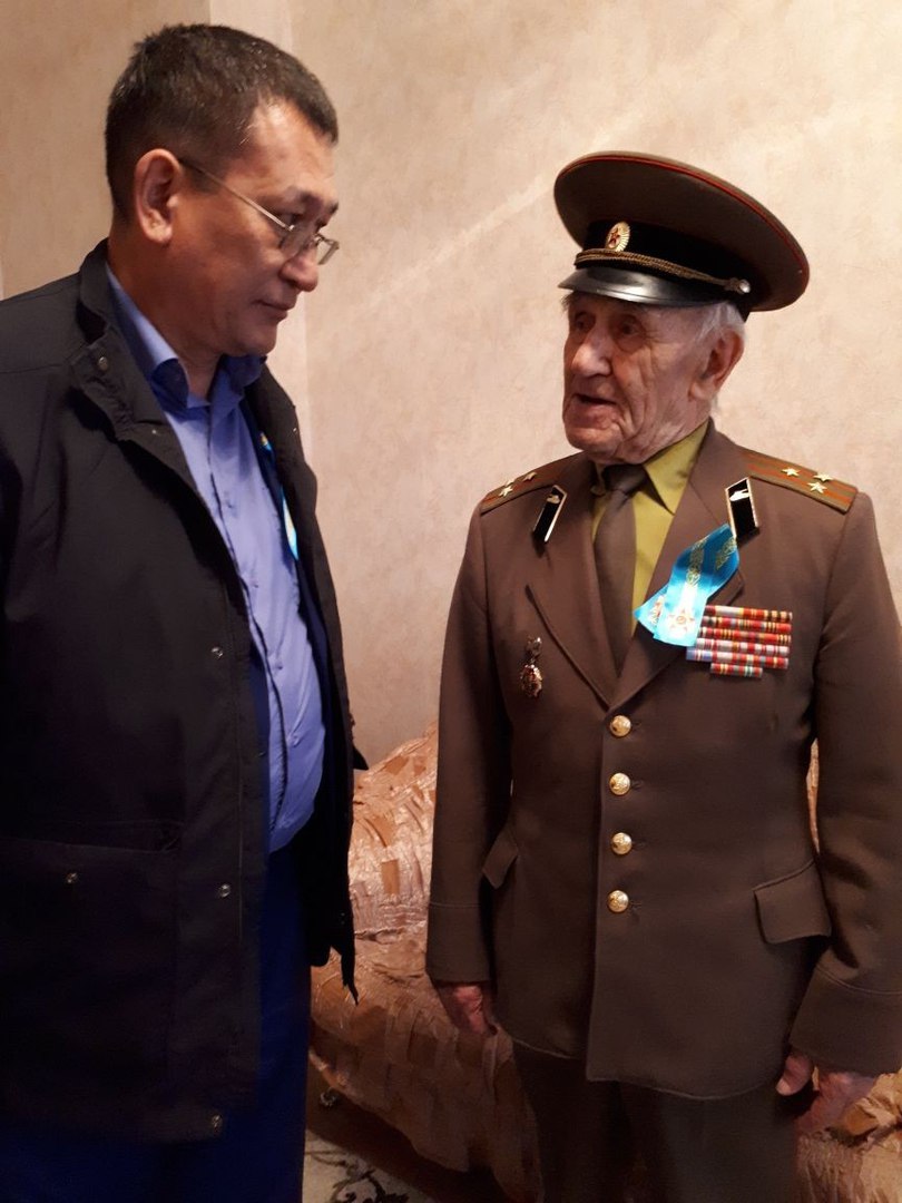 Ұлы Отан Cоғысы ардагерлерімен кездесу