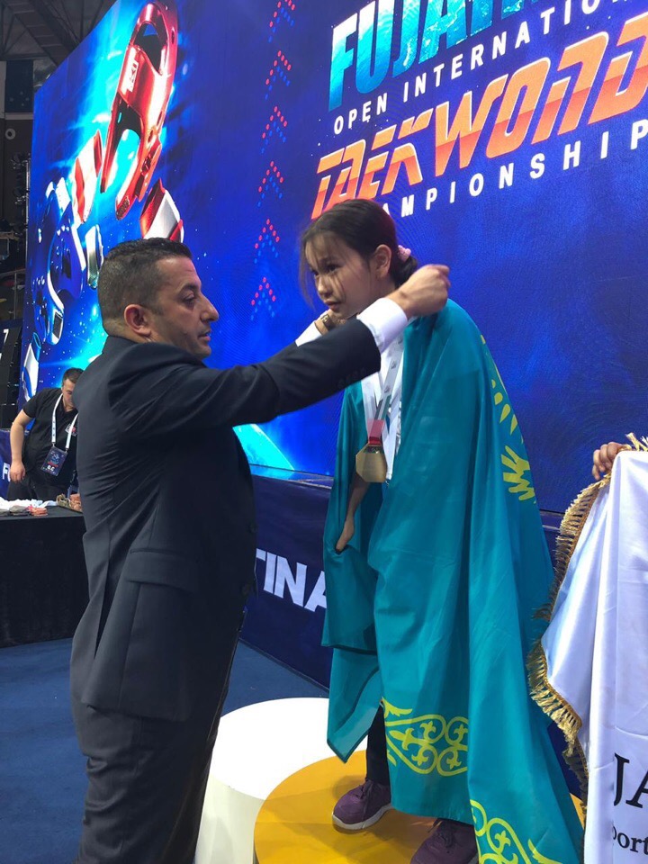 Секция тәрбиеленушілері таеквондодан  халықаралық турнирде бірнеше  медальды ел қоржынына салды
