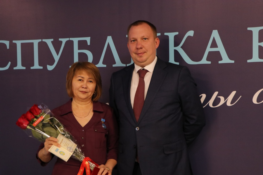 РЕСПУБЛИКА КҮНІ ҚАРСАҢЫНДА «АСТАНА» ОДО ҚЫЗМЕТКЕРЛЕРІ МАРАПАТТАЛДЫ