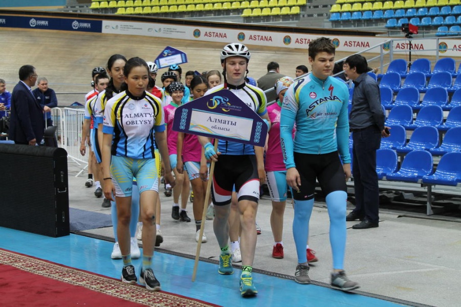 Велоспорттан ҚР чемпионатының ашылу салтанаты өтті