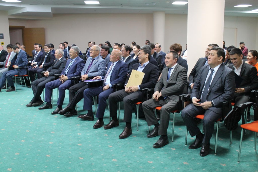 Мамандар спорт саласында орын алған мәселелерді талқыға салды  