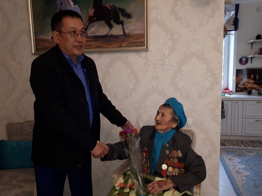 Ұлы Отан Cоғысы ардагерлерімен кездесу
