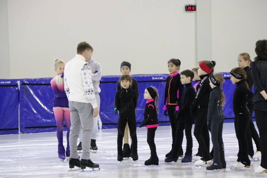 Алексей Ягудин жас спортшыларға шеберлік сағатын өткізді