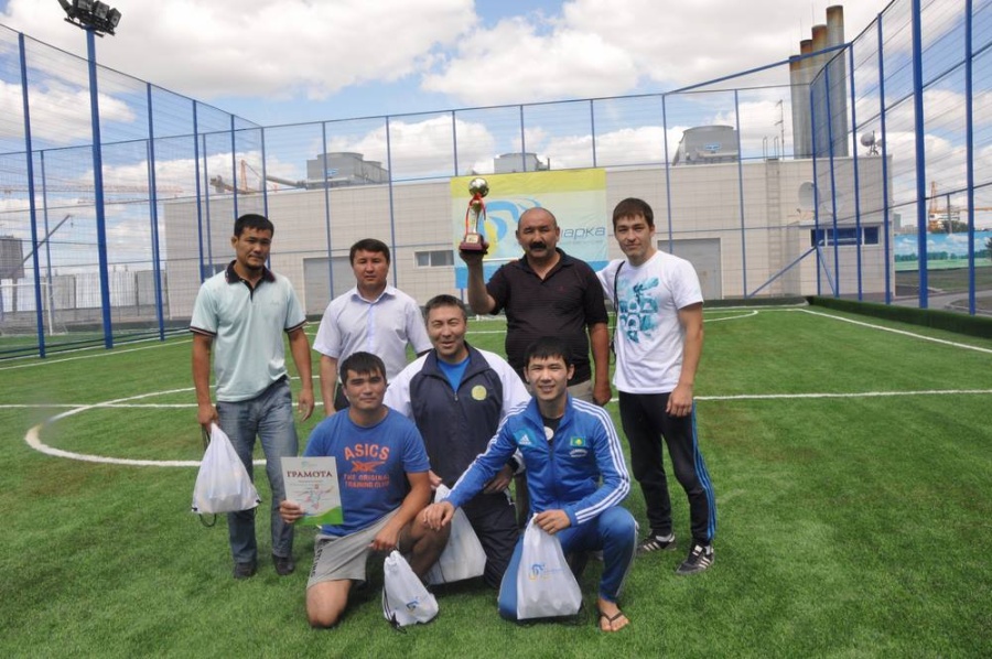 Cycle track Saryarka opened to the Sport Day new mini-soccer fields