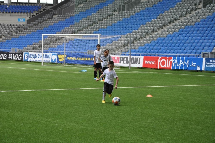 Master class at Astana Arena from Spanish trainers