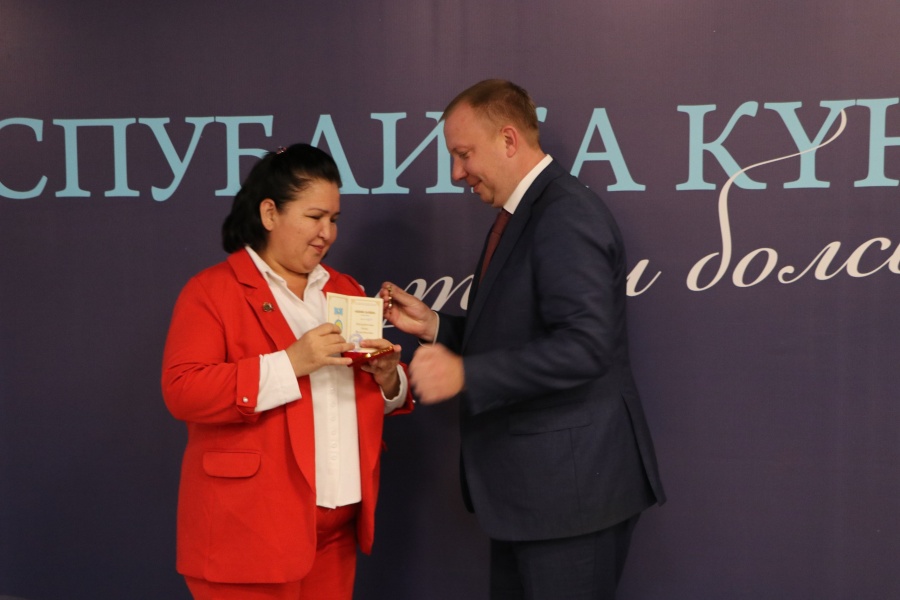 РЕСПУБЛИКА КҮНІ ҚАРСАҢЫНДА «АСТАНА» ОДО ҚЫЗМЕТКЕРЛЕРІ МАРАПАТТАЛДЫ