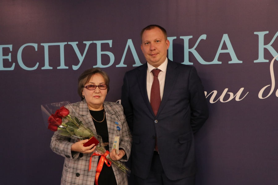 РЕСПУБЛИКА КҮНІ ҚАРСАҢЫНДА «АСТАНА» ОДО ҚЫЗМЕТКЕРЛЕРІ МАРАПАТТАЛДЫ