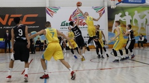 "Astana" takes on its floor Aktau "Caspian"