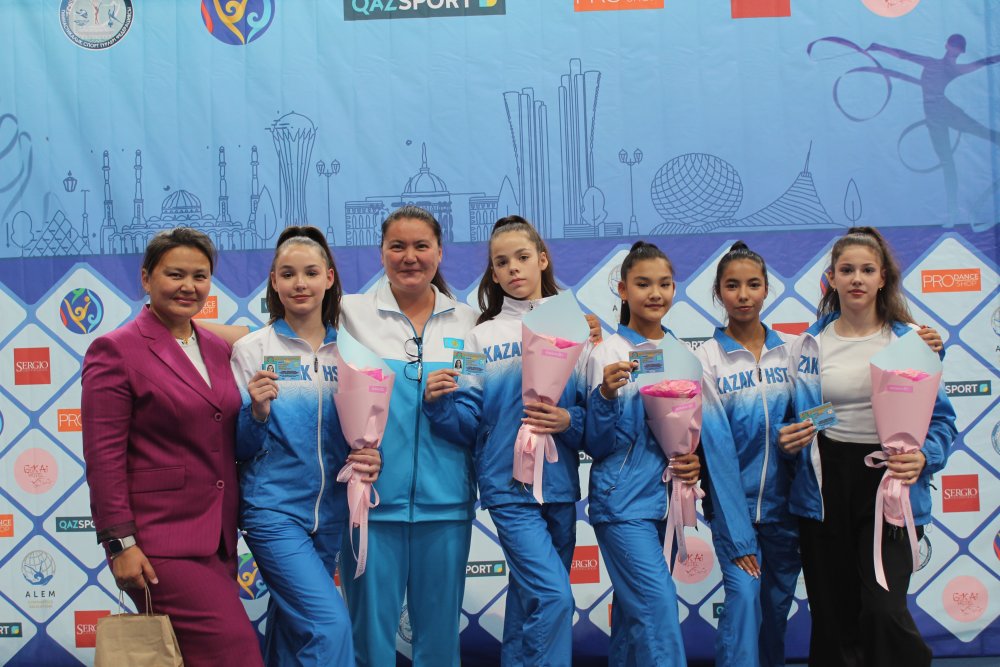 Сырттағы дәретхананың жасырын камерасы