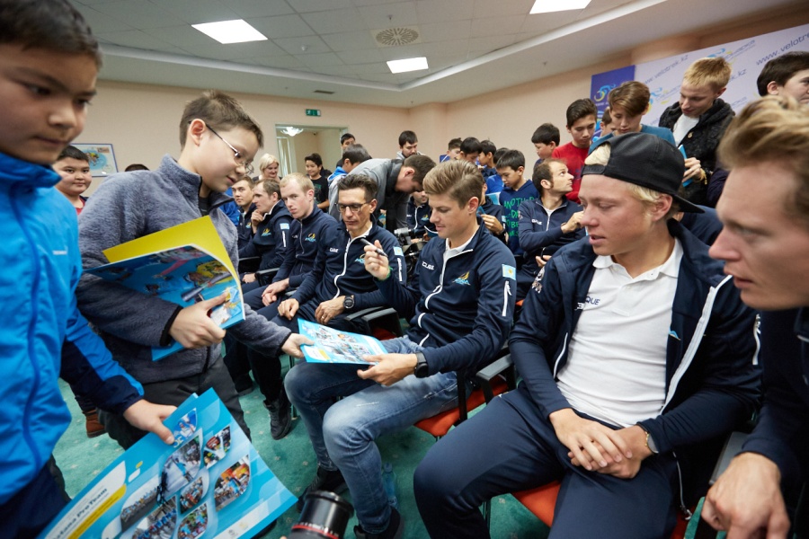 «AstanaProTeam» жас спортшылар кездесті велосипедшілер