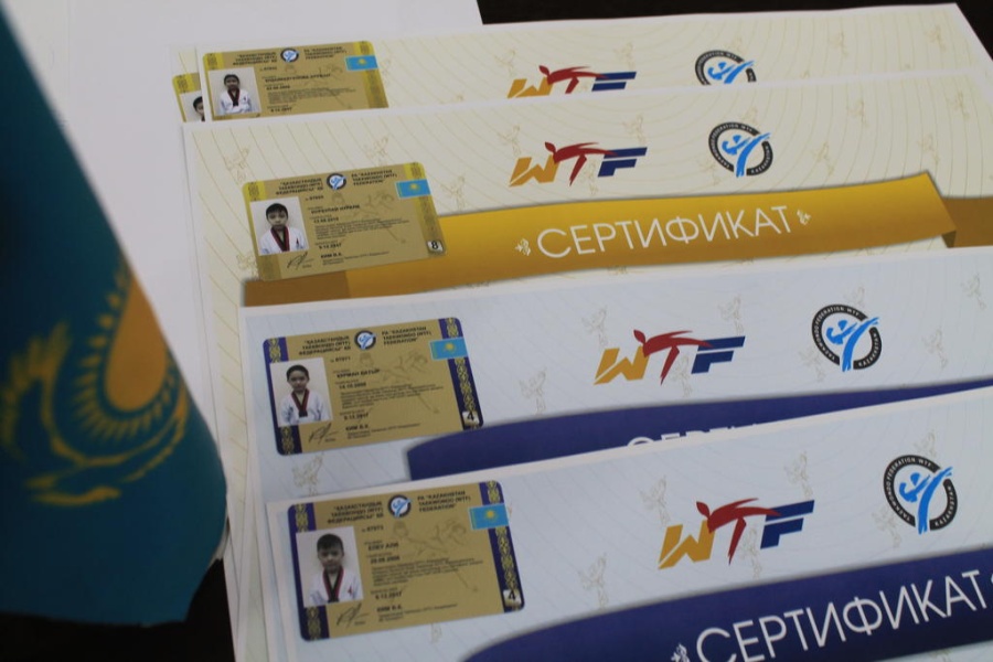 «Жаңа мақсаттарға жаңа қадамдар!» - жас таэквондошылар аттестациядан өтті