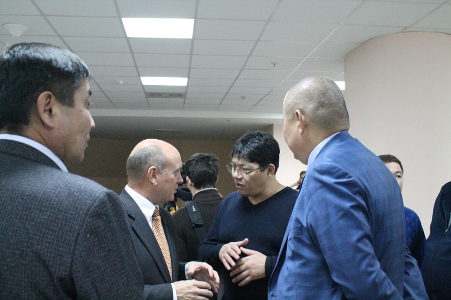 Мүмкіндігі шектеулі жандар арасында турнир