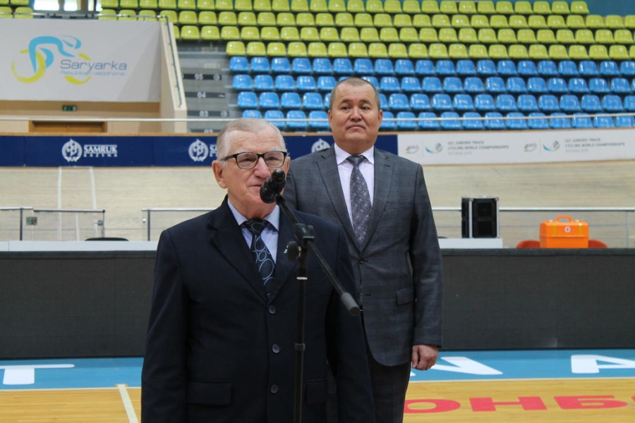 Велоспорттан ҚР Чемпионатының ашылу салтанаты өтті